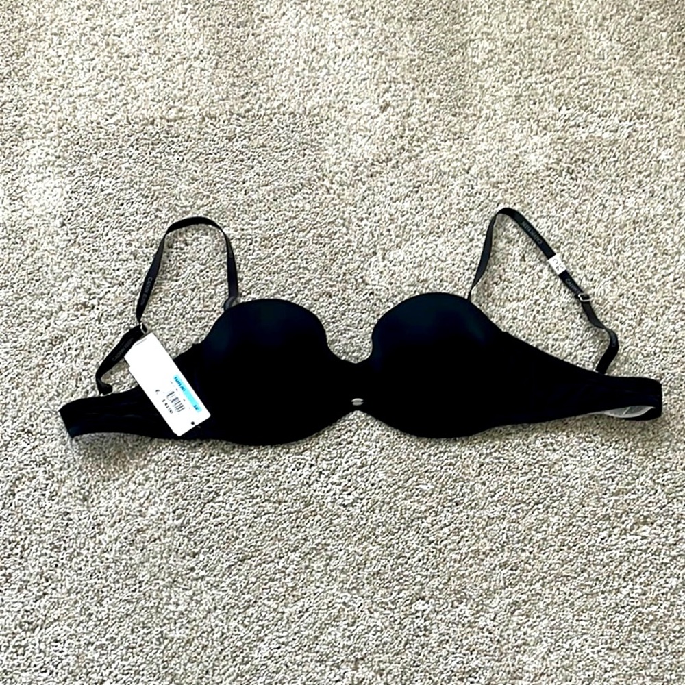 Calvin Klein 34C strapless bra with convertible straps